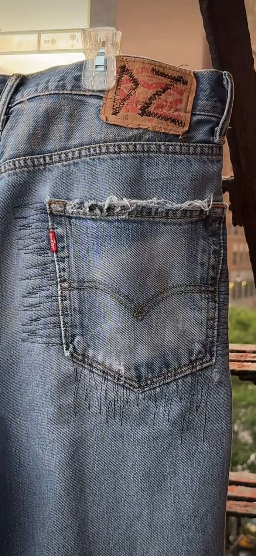 ZigZag Stich 1of1 Levi Jeans