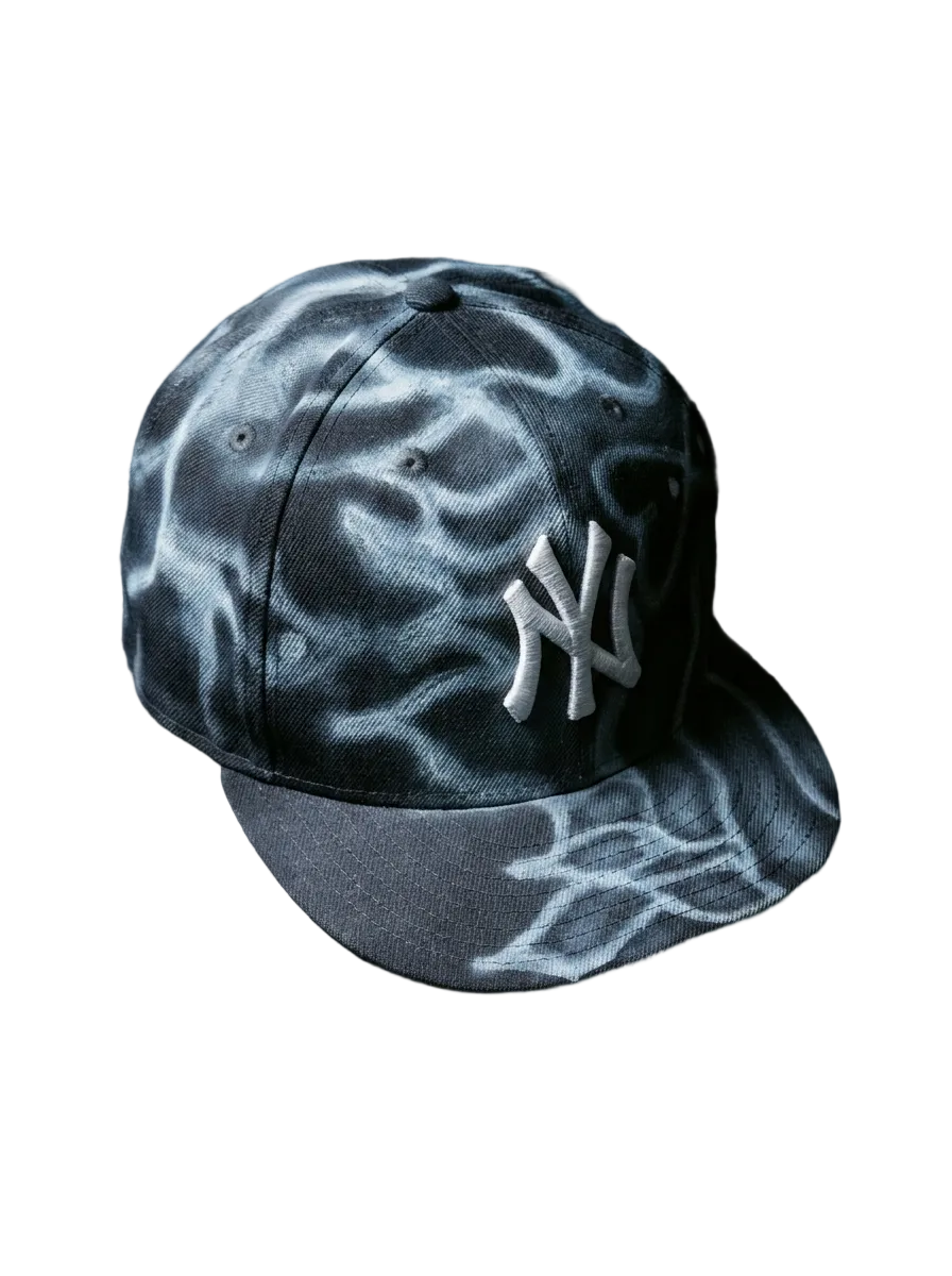 Airbrushed Yankee Fitted